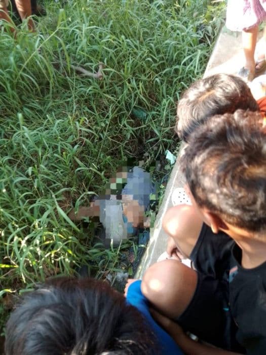 warga_medan_deli_temukan_sesosok_mayat_di_dalam_parit