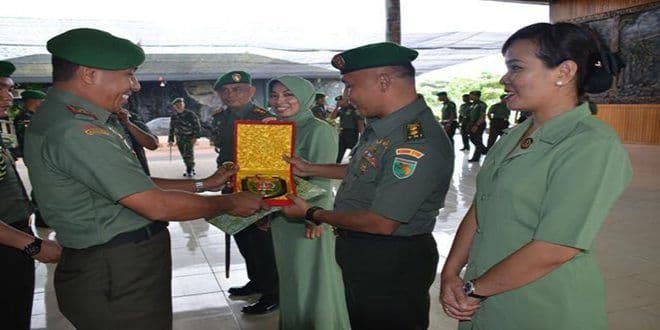 panglima_tni_naikkan_pangkat_6_kolonel_jadi_brigjen_termasuk_raffles_manurung
