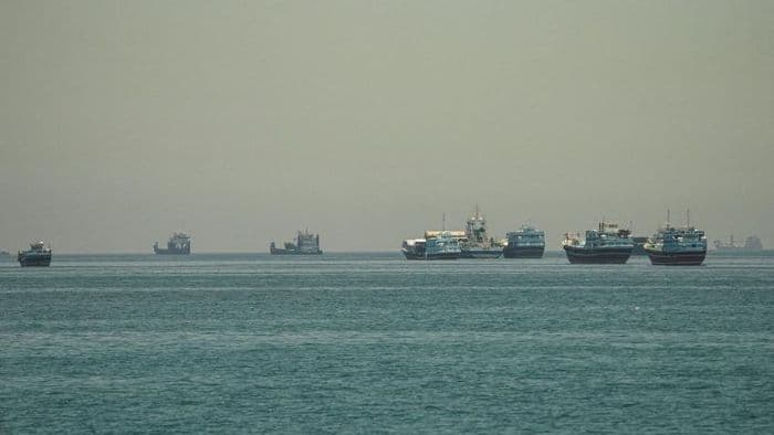 iran_dan_oman_sepakat_kelola_bersama_selat_hormuz_