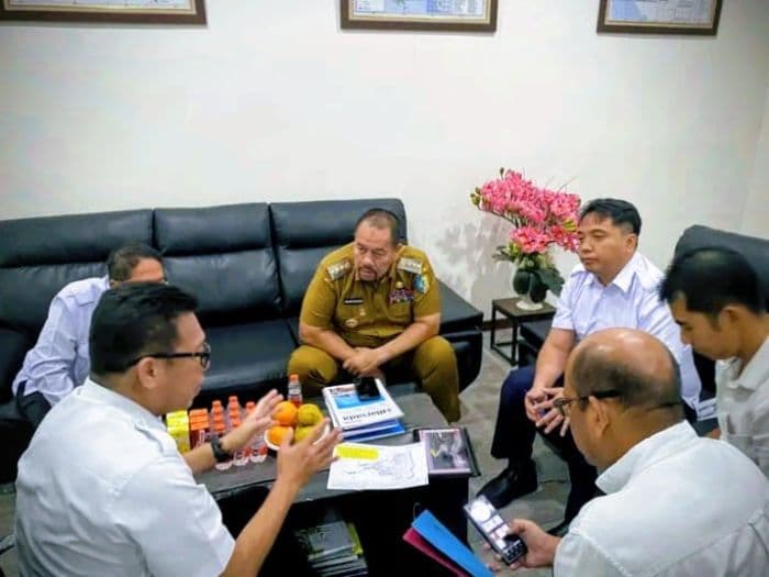 bupati_batu_bara_desak_bbws_tangani_krisis_irigasi_dan_pendangkalan_sungai