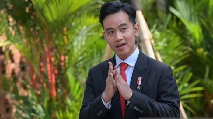 gugatan_ijazah_gibran_rp125_triliun_bisa_dicabut_asalkan_mundur_dari_wapres_