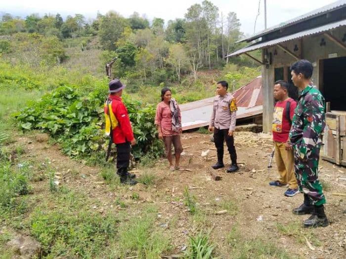patroli_terpadu_digelar_untuk_cegah_karhutla_di_sianjur_mulamula