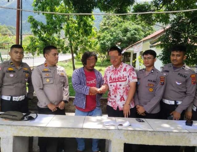 polres_samosir_mediasi_kasus_kecelakaan_wna_amerika_dan_warga_simanindo