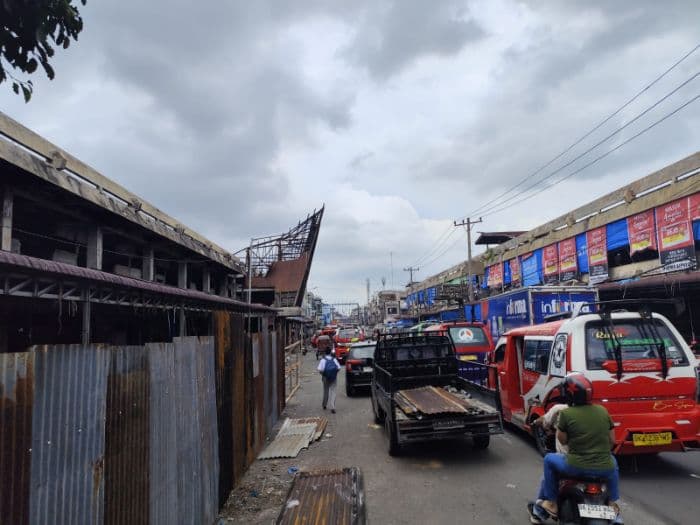 rencana_perobohan_gedung_4_pasar_horas_dimulai_pedagang_minta_pemko_siantar_amankan_lalu_lintas_