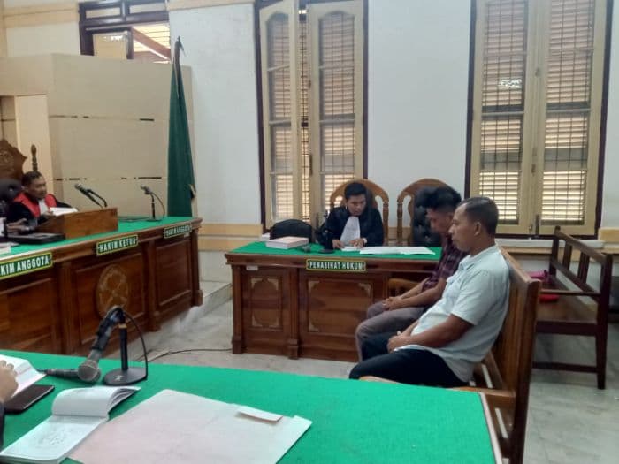 sidang_tuntutan_kasus_korupsi_apbdes_banjar_hulu_rp573_juta_ditunda_jaksa_belum_rampungkan_berkas