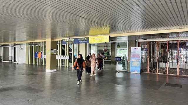 14_ribu_turis_asing_naik_kereta_api_di_sumut_stasiun_medan_jadi_pusat_perjalanan_