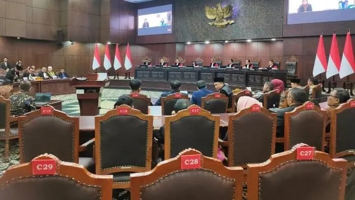 mk_bacakan_putusan_sengketa_syarat_pendidikan_gibran_hari_ini