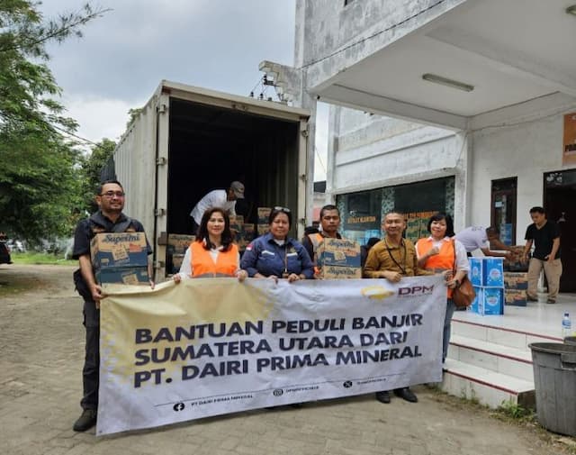 pt_dpm_salurkan_bantuan_rp200_juta_untuk_korban_banjir_bandang_dan_longsor_di_sumutaceh