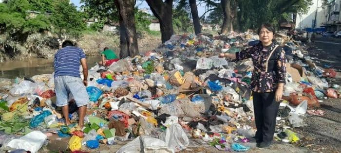 warga_medan_barat_keluhkan_tps_dekat_sekolah_dan_pemukiman_berbau_menyengat