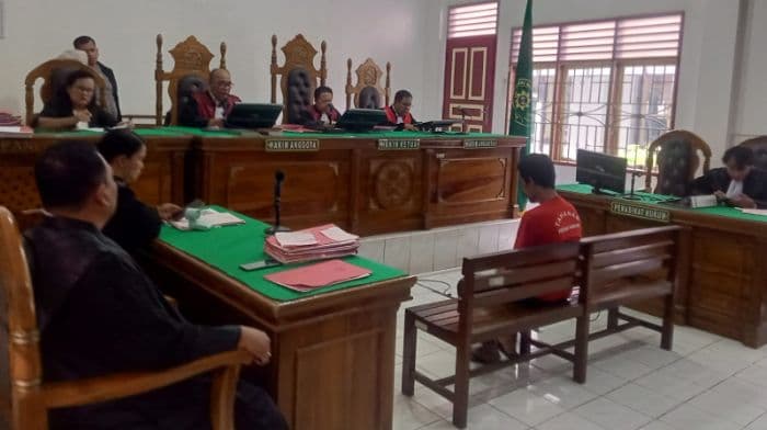 berawal_diminta_perbaiki_cctv_berakhir_bunuh_pemilik_rumah_di_medan_riswan_dituntut_20_tahun_bui