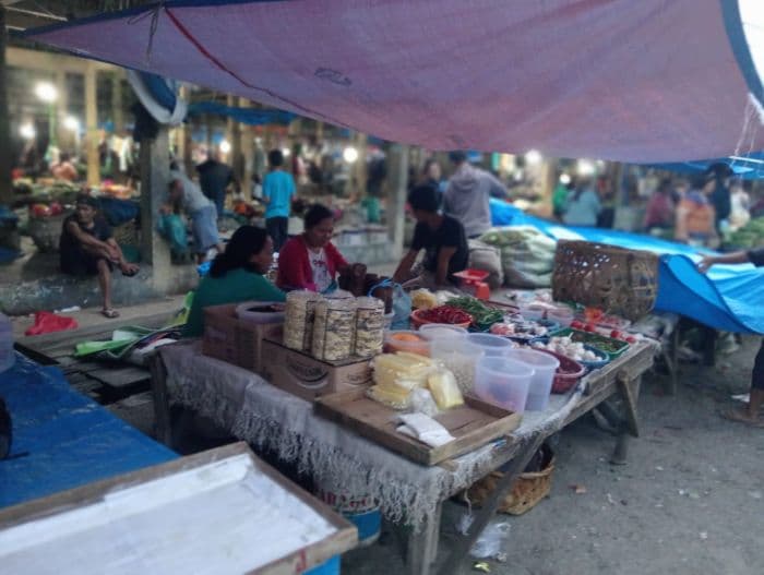 harga_bahan_pokok_di_pasar_pangururan_samosir_relatif_stabil_awal_januari_2026
