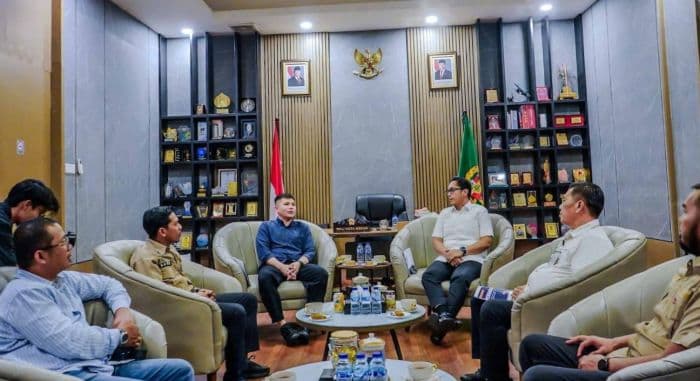 terima_audensi_perbasasi_rico_waas_siap_dukung_pengembangan_baseball_dan_softball_