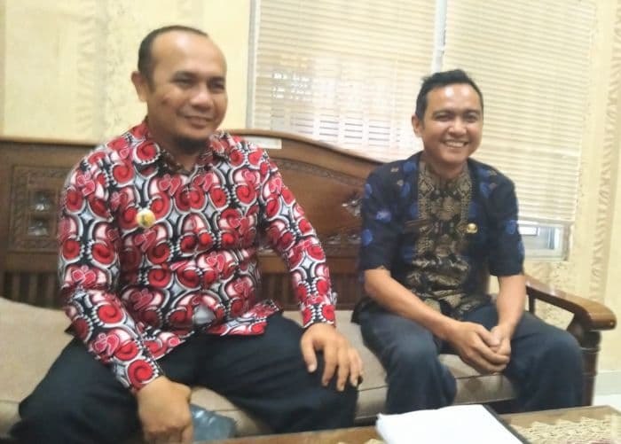 begini_penjelasan_kadis_dan_kapus_soal_retribusi_surat_kesehatan_pra_nikah_di_batu_bara