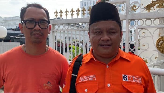 jelang_pelantikan_gubsu_partai_buruh_tuntut_kesejahteraan