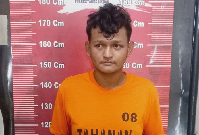 petugas_parkir_lapangan_benteng_ditangkap_gegara_larikan_sepeda_motor_pengunjung_