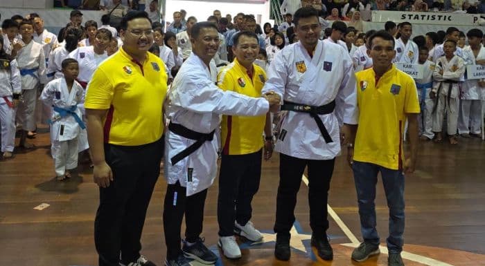 songsong_indonesia_emas_2045_gubernur_bobby_dukung_kejurda_funakoshi