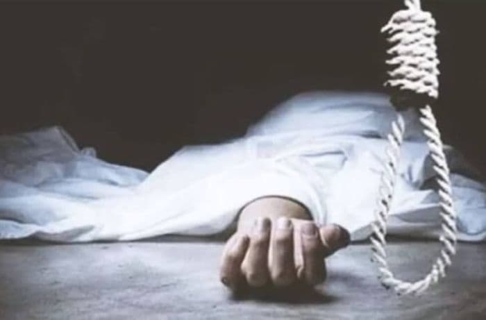 diduga_putus_cinta_remaja_di_toba_gantung_diri