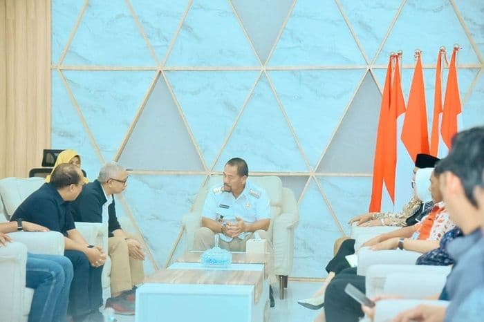pt_inalum_dan_bupati_bahar_bahas_pembangunan_batu_bara_melalui_csr
