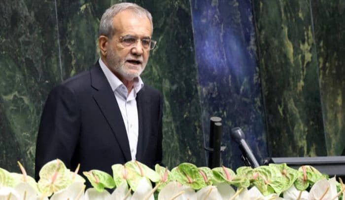 presiden_iran_minta_maaf_serang_pangkalan_militer_as_di_negara_tetangga