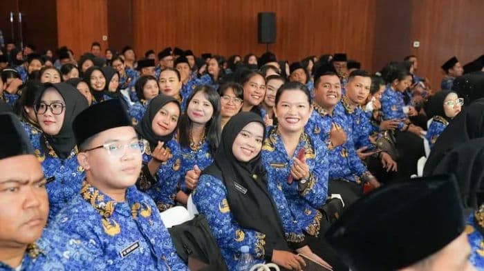guru_pppk_paruh_waktu_di_deli_serdang_kritik_skema_penggajian