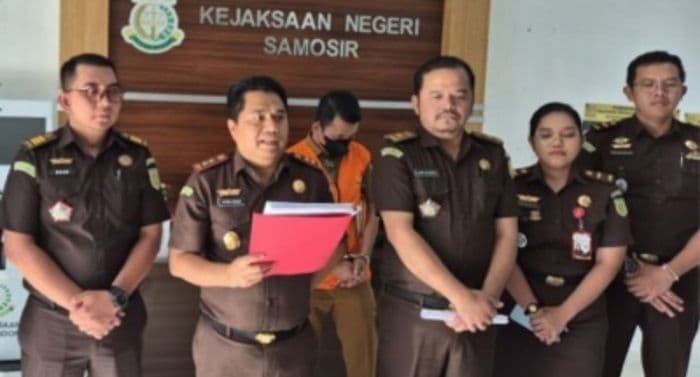 kasus_korupsi_bansos_pena_samosir_masuk_tahap_ii_tersangka_dipindah_ke_lapas_tanjung_gusta