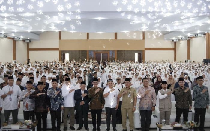 perkuat_kolaborasi_layanan_haji_terintegrasi_wamen_haji_dan_umrah_apresiasi_konsistensi_bank_sumut