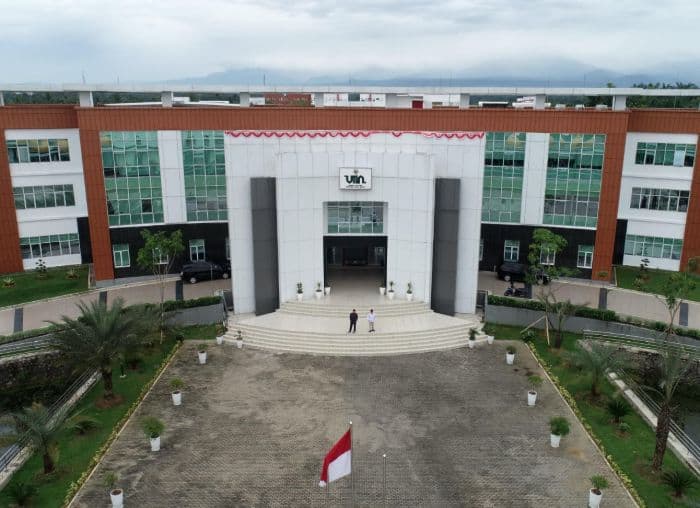 uinsu_masuk_5_besar_ptkin_terbaik_rektor_keberhasilan_transformasi_digital