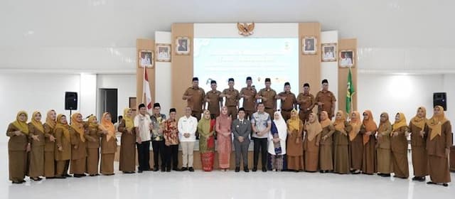 bupati_palas_lantik_27_kepala_sekolah_fokus_tingkatkan_mutu_pendidikan_dan_inovasi