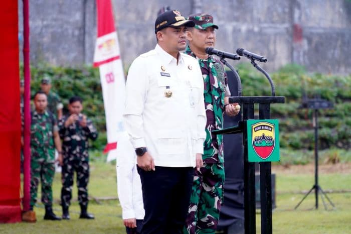 dukung_karya_bakti_skala_besar_tni_ad_bobby_nasution_harapkan_percepatan_infrastruktur_di_kepulauan_nias