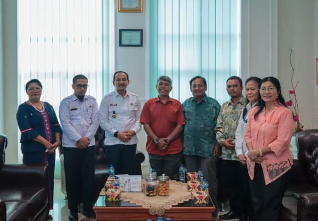 wali_kota_iman_irdian_dukung_penuh_kegiatan_paskah_di_tebing_tinggi