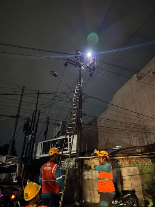 pemadaman_listrik_berkepanjangan_di_deli_serdang_dan_sergai_warga_20_jam_tidak_menyala