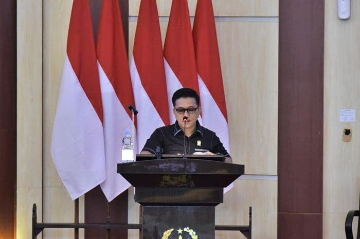 fraksi_gerindra_soroti_lemahnya_penegakan_perda_kawasan_tanpa_rokok_di_medan