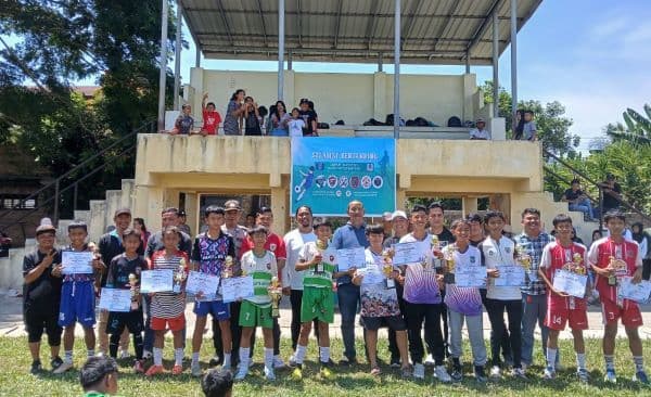 ps_harapan_jaya_dan_ps_harja_juara_piala_suratin_askot_pssi_siantar