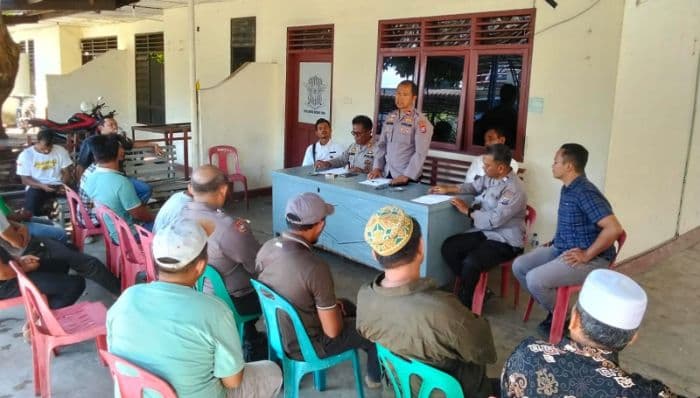 polsek_sibabangun_dan_polsek_batang_toru_redam_konflik_antar_warga_di_perbatasan_taptengtapsel