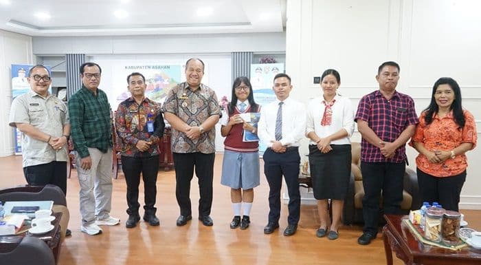ketua_osis_sma_panti_budaya_kisaran_lolos_islt_2026_bupati_asahan_beri_dukungan