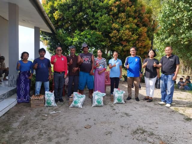 dinsos_toba_salurkan_bantuan_kepada_warga_terdampak_bencana