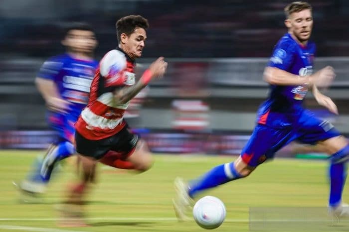 hasil_pekan_1_bri_super_league_arema_puncaki_klasemen_persib_di_urutan_kedua_