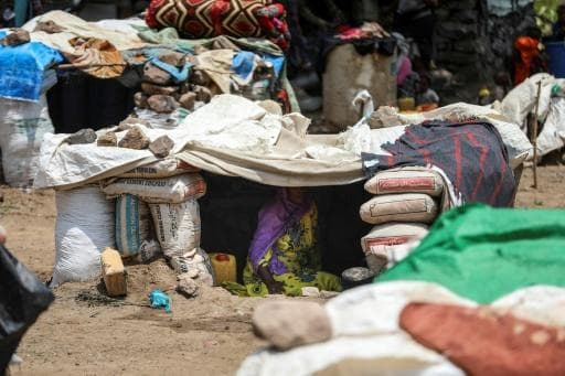 konflik_yaman_memanas_lebih_300_orang_tewas_dalam_serangan_houthi