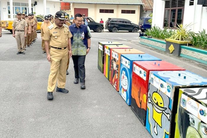 bank_sumut_salurkan_csr_serentak_di_tiga_daerah_senilai_hampir_rp1_miliar