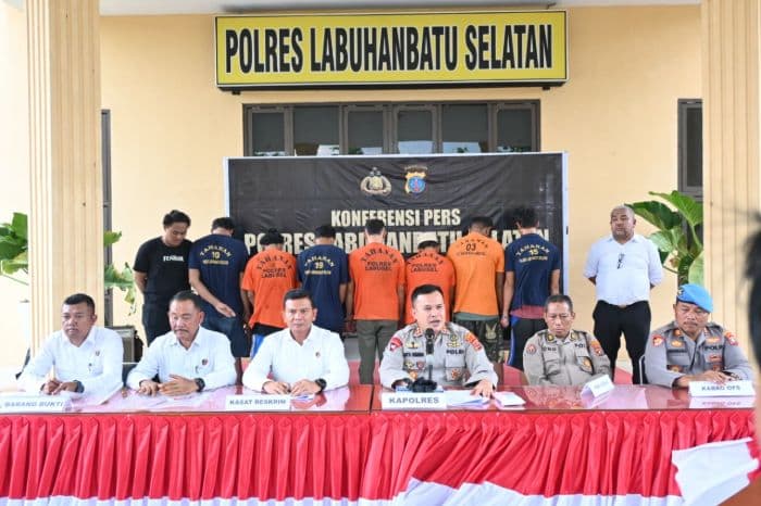 polres_labusel_tangkap_8_pelaku_curanmor_dan_sita_15_motor_di_ops_kancil_toba