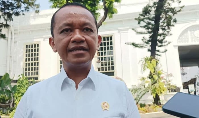 tepis_kritik_legislator_bahlil_pastikan_pp_turunan_uu_minerba_sudah_terbit