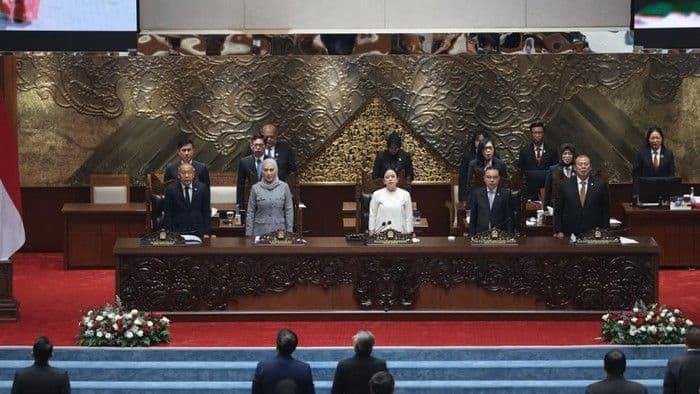 dpr_hormati_putusan_mk_soal_gugatan_syarat_pendidikan_gibran