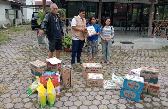 jurnalis_samosir_galang_bantuan_untuk_korban_bencana_di_empat_kabupaten