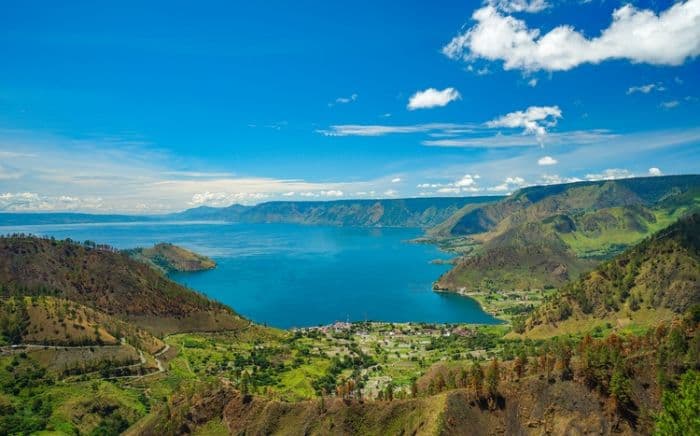 pariwisata_global_diproyeksikan_melejit_pada_2026_ini_sorotan_utama_dan_fakta_menarik_versi_oxford_economics