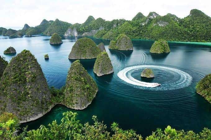 tarif_baru_bagi_wisatawan_yang_ingin_liburan_ke_raja_ampat_