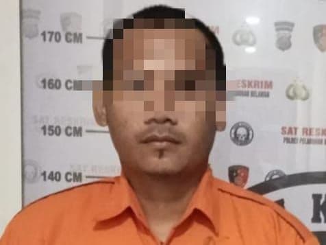 tak_terima_minta_pindah_dari_rumah_orang_tua_arga_pukuli_istri_bekalikali