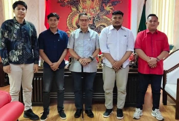 audensi_dengan_ketua_dprd_medan_pmkri_bahas_ketimpangan_sosial_