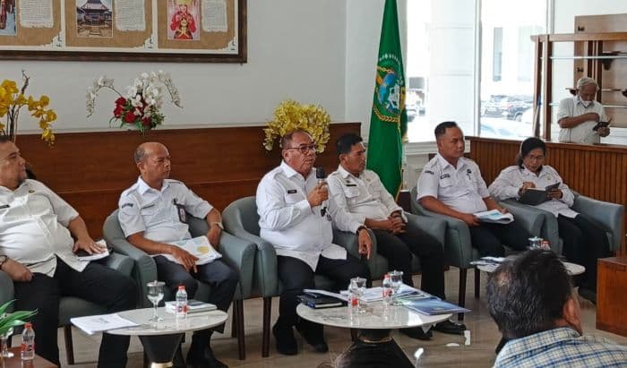 hanya_8_kabupaten_kota_di_sumut_yang_miliki_pelayanan_ktp_hingga_tingkat_kecamatan