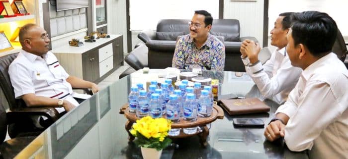 bupati_simalungun_lobi_bbpjn_sumut_dapat_program_inpres_perbaiki_jalan_rusak
