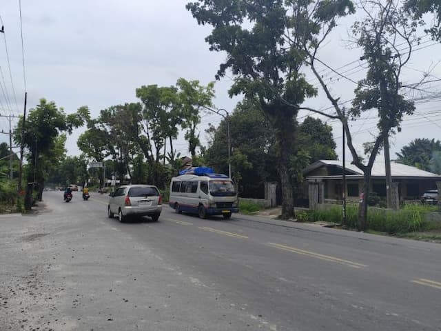 pengoptimalan_terminal_tanjung_pinggir_sekadar_wacana_bus_akdp_masuk_kota_tanpa_pengawasan
